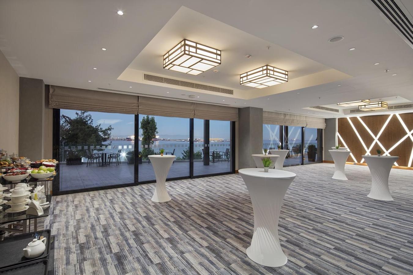 Holiday Inn Istanbul - Tuzla Bay By Ihg Екстер'єр фото