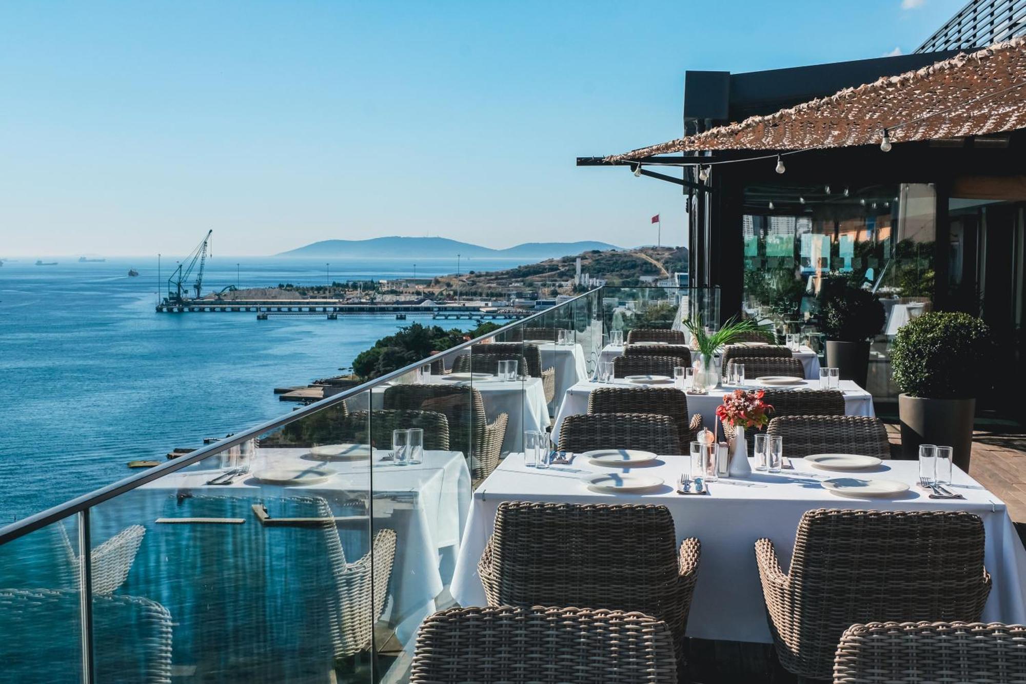 Holiday Inn Istanbul - Tuzla Bay By Ihg Екстер'єр фото