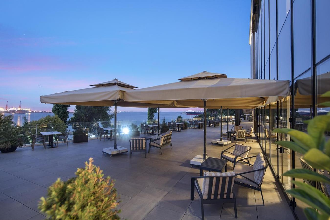 Holiday Inn Istanbul - Tuzla Bay By Ihg Екстер'єр фото