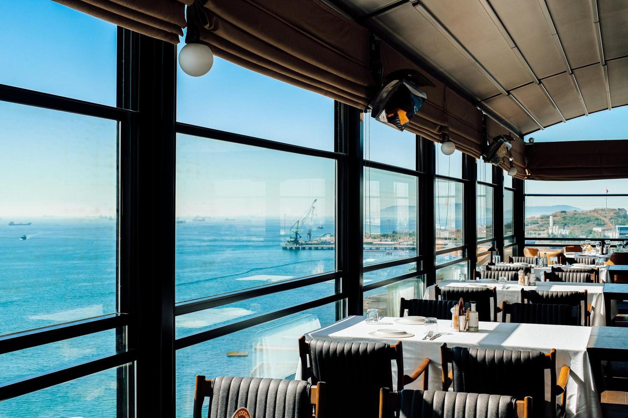 Holiday Inn Istanbul - Tuzla Bay By Ihg Екстер'єр фото