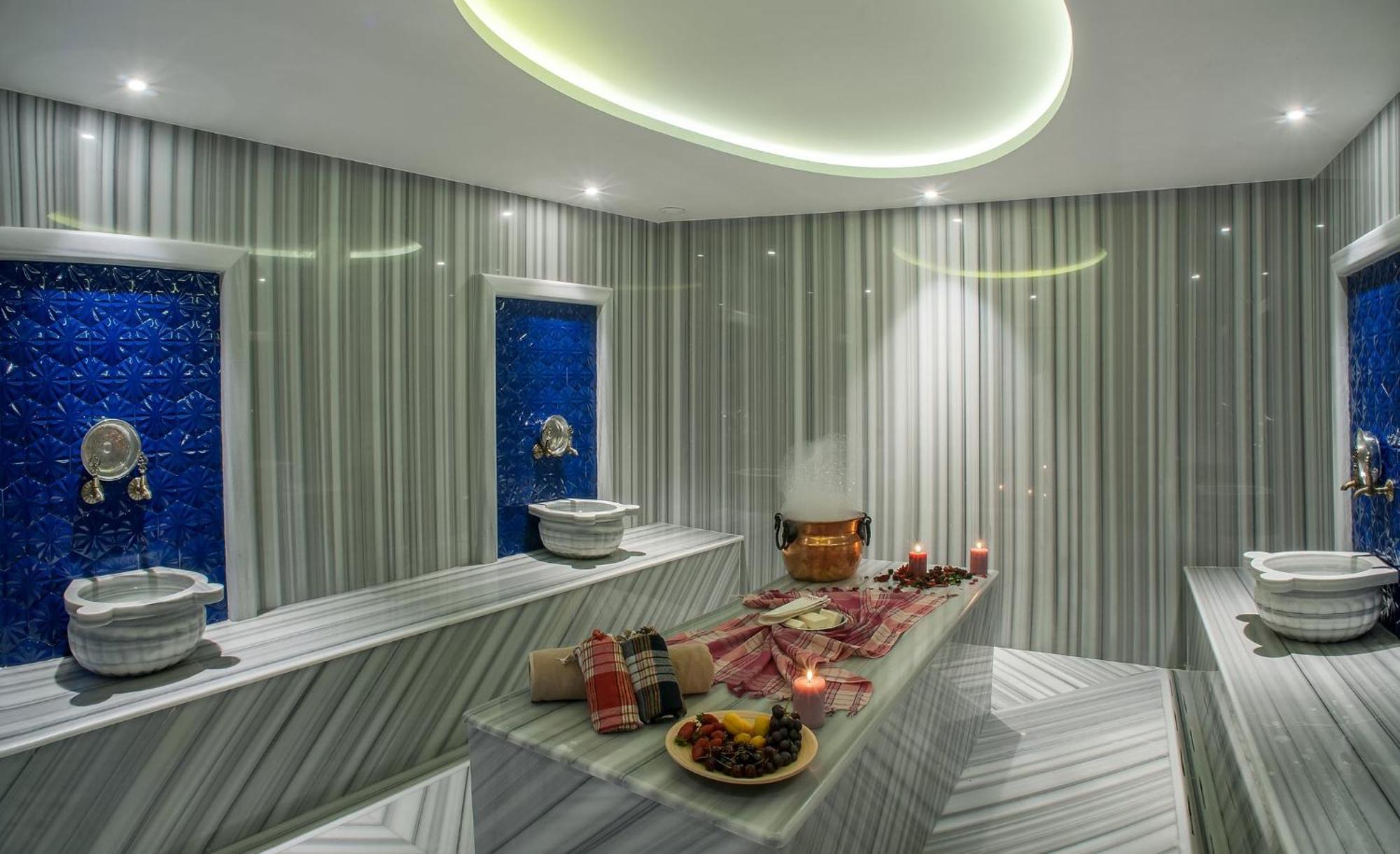 Holiday Inn Istanbul - Tuzla Bay By Ihg Екстер'єр фото