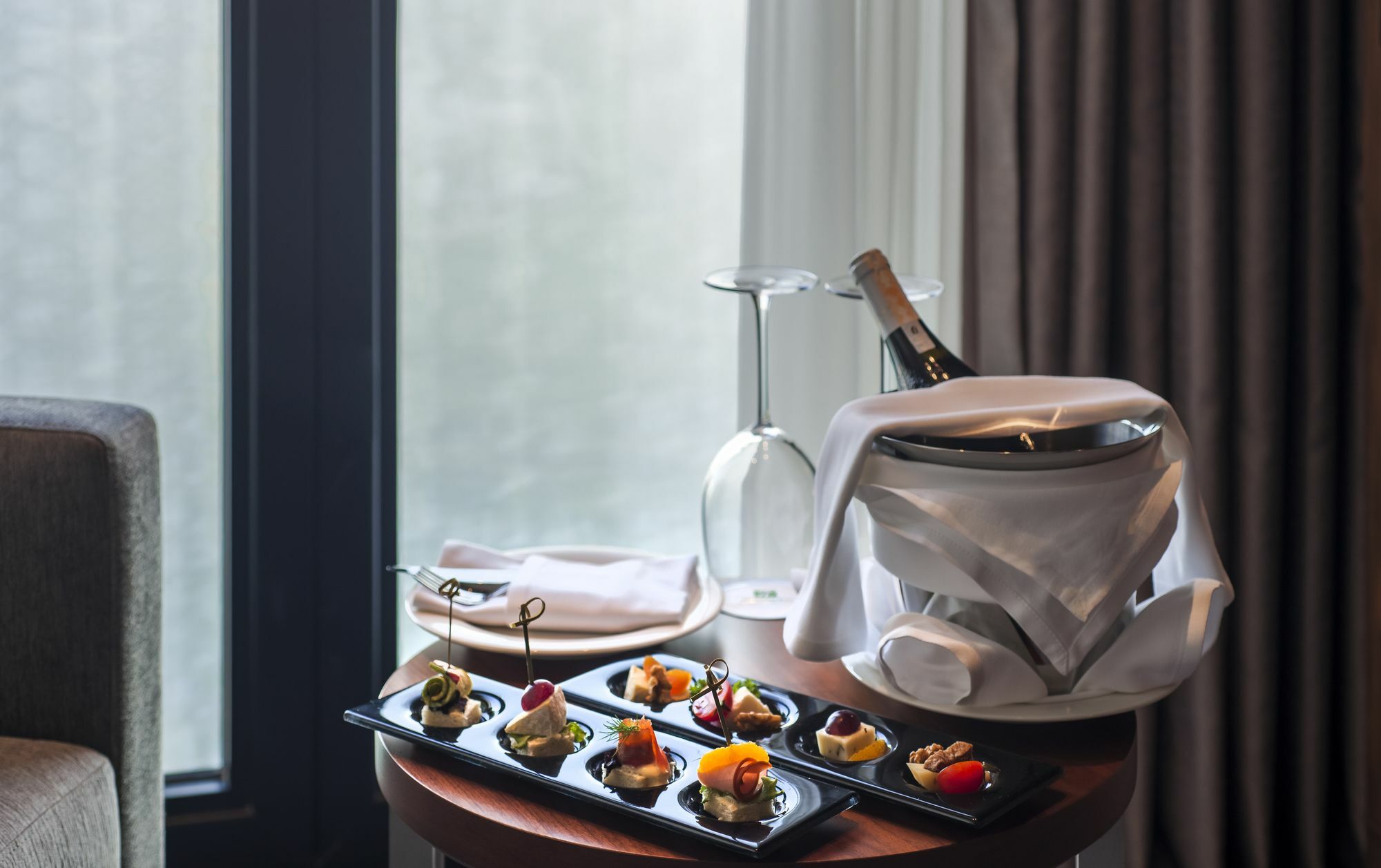 Holiday Inn Istanbul - Tuzla Bay By Ihg Екстер'єр фото